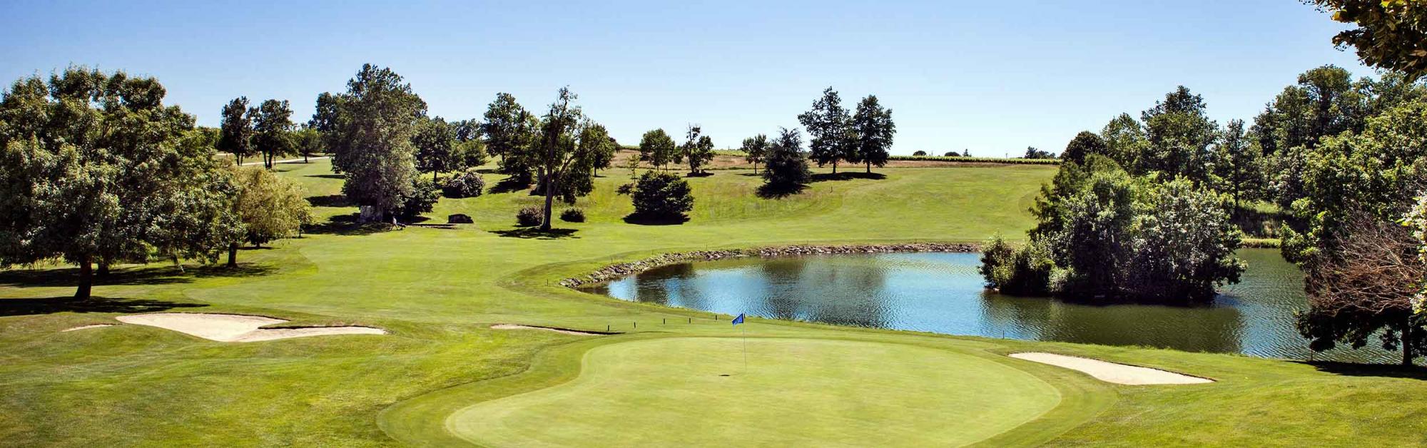 The Golf des Vigiers's picturesque golf course situated in sensational South-West France.