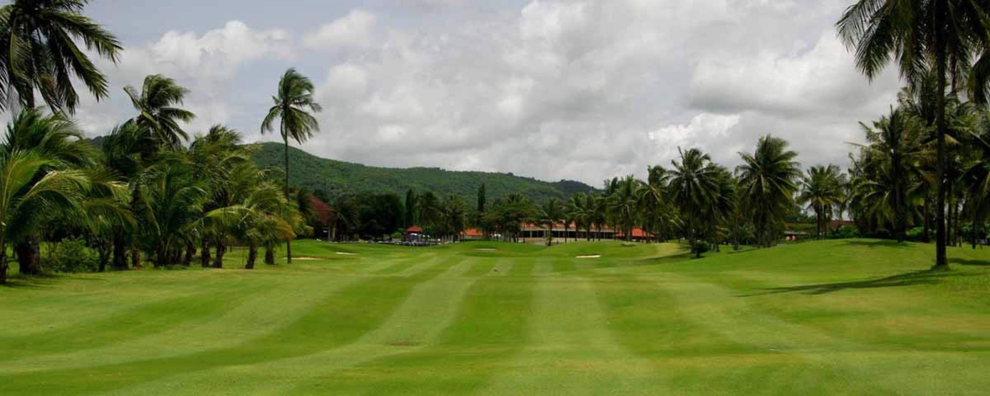 View Eastern Star Country Club's lovely golf course situated in brilliant Pattaya.