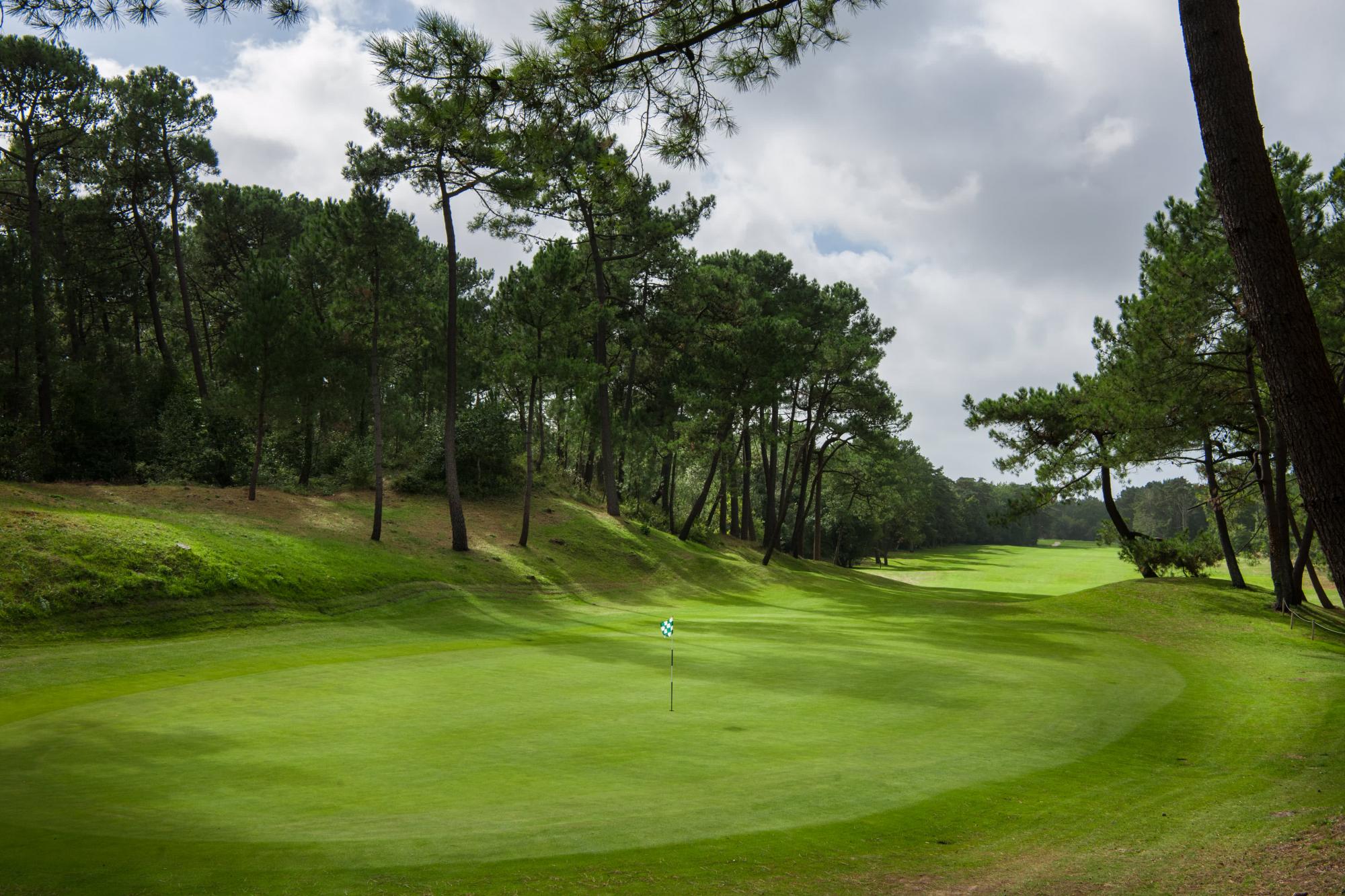 View Le Touquet La Foret's lovely golf course in brilliant Northern France.