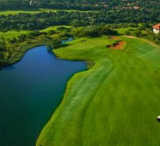 Zimbali Country Club carries several of the best golf course around South Africa