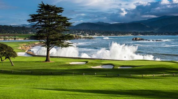 Pebble Beach Golf Links includes among the leading golf course around California